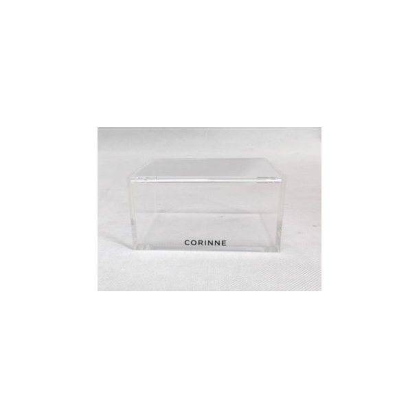 Corinne Box 07 (small box with lid)