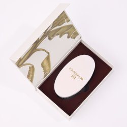 Body Dry Brush Glossy White Normal Skin