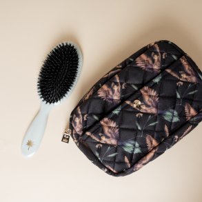 Beauty Bag Black Hummingbird M & Maldives Hair Brush M Kampagne